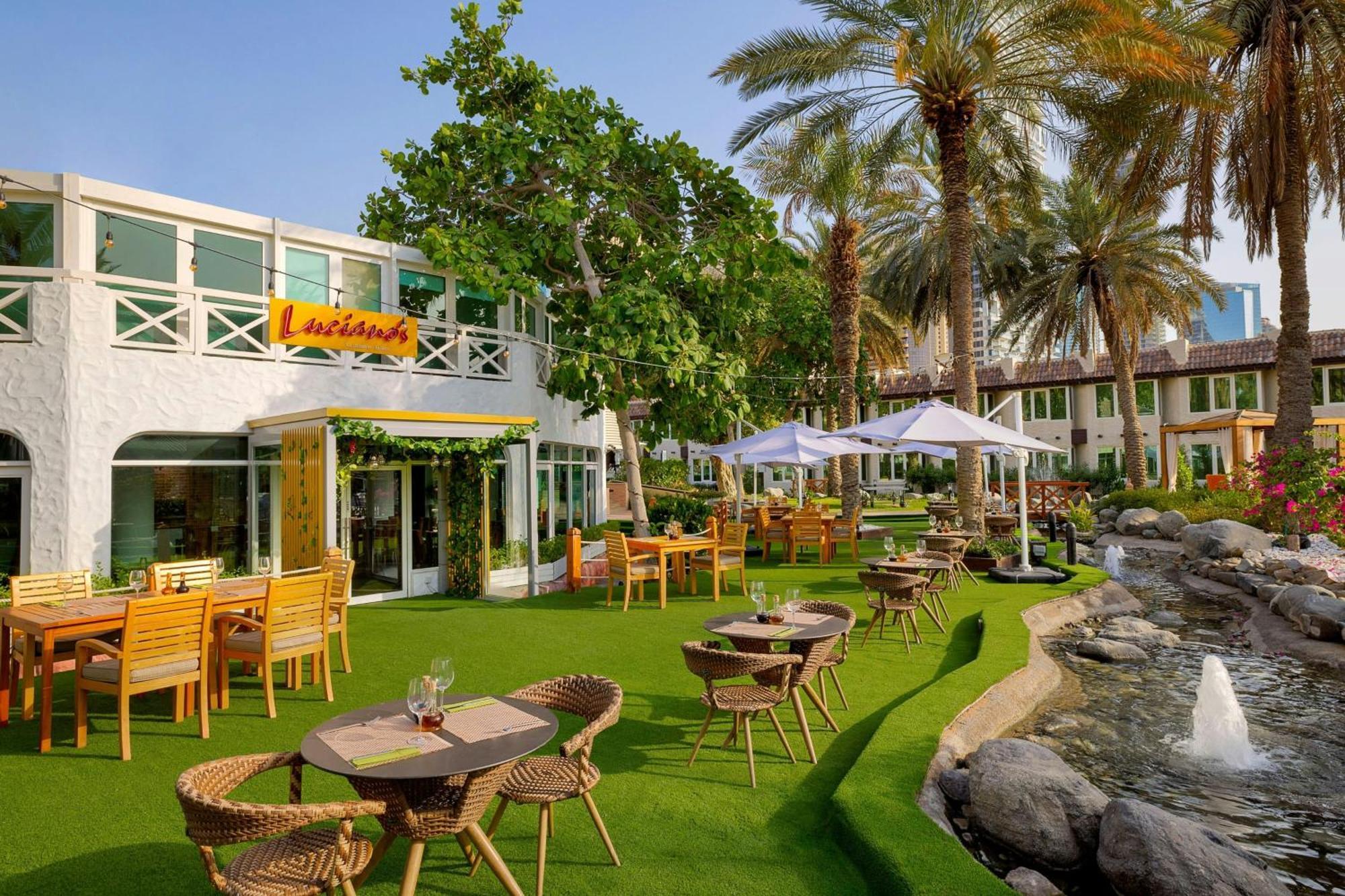 Al Habtoor Grand Resort, Autograph Collection Dubai Luaran gambar The Village