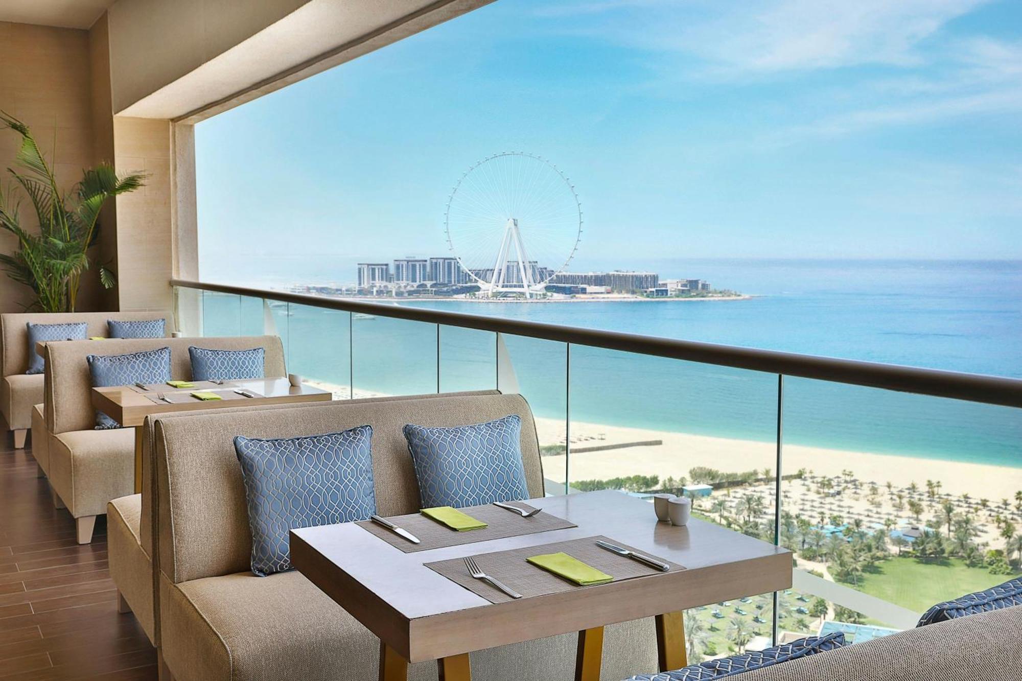 Al Habtoor Grand Resort, Autograph Collection Dubai Luaran gambar View of the Palm Jumeirah from the Westin