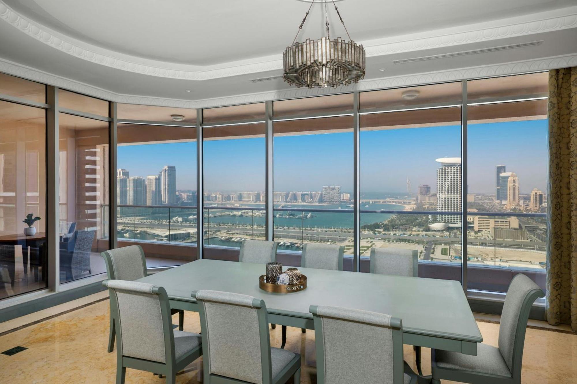 Al Habtoor Grand Resort, Autograph Collection Dubai Luaran gambar Interior of a model home