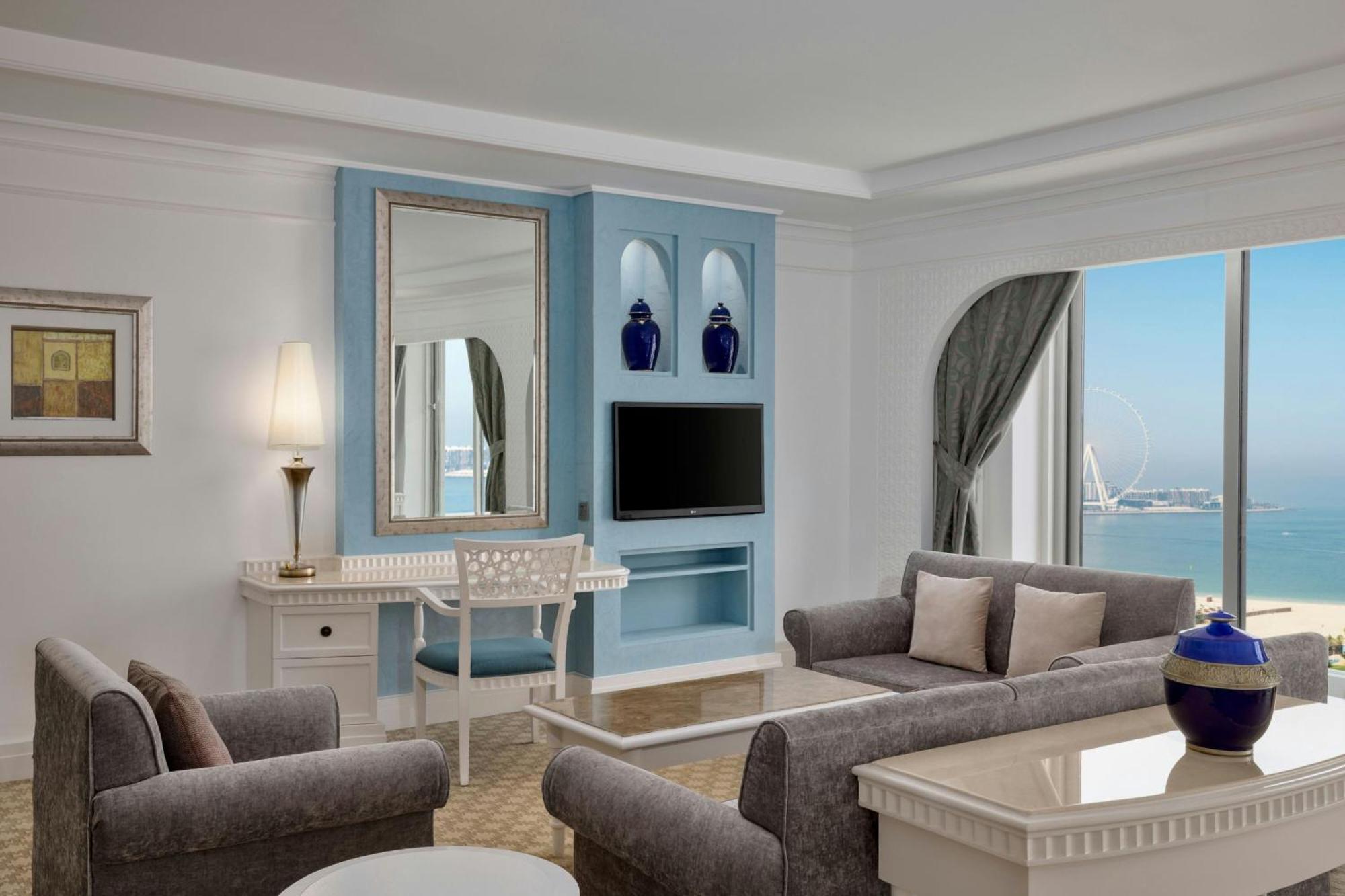 Al Habtoor Grand Resort, Autograph Collection Dubai Luaran gambar A suite at the Jumeirah Atlantis