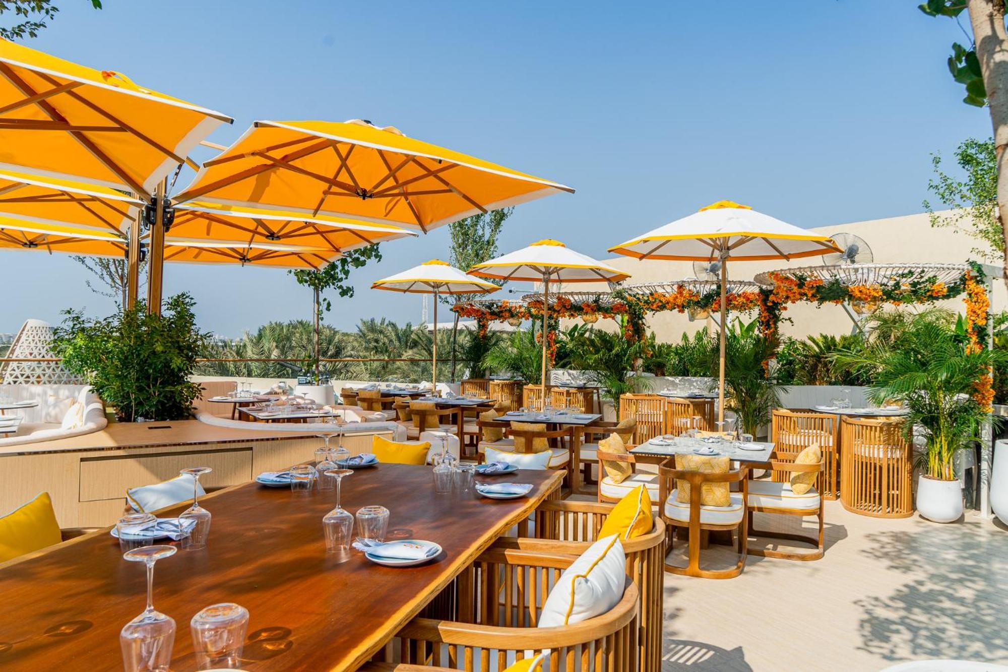 Al Habtoor Grand Resort, Autograph Collection Dubai Luaran gambar The Beach